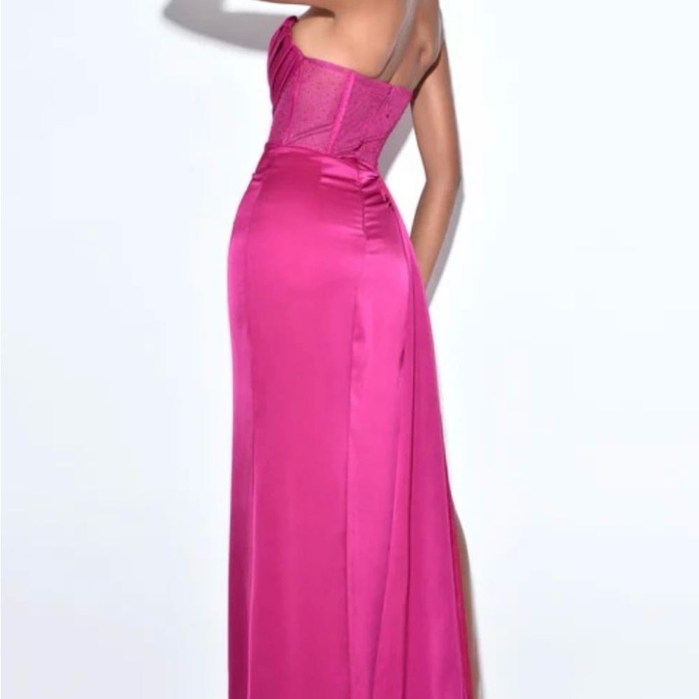 Miss Circle Holly Fuchsia Crystallized Gown - Picture 4 of 5